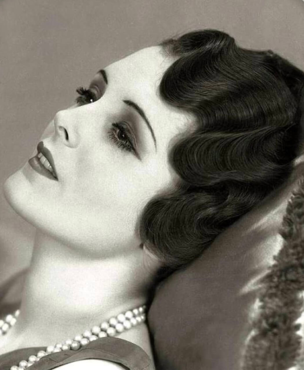 hazels-boudoir-der-20er-jahre-gatsby-stil-fuer-damen-haare-und-make-up